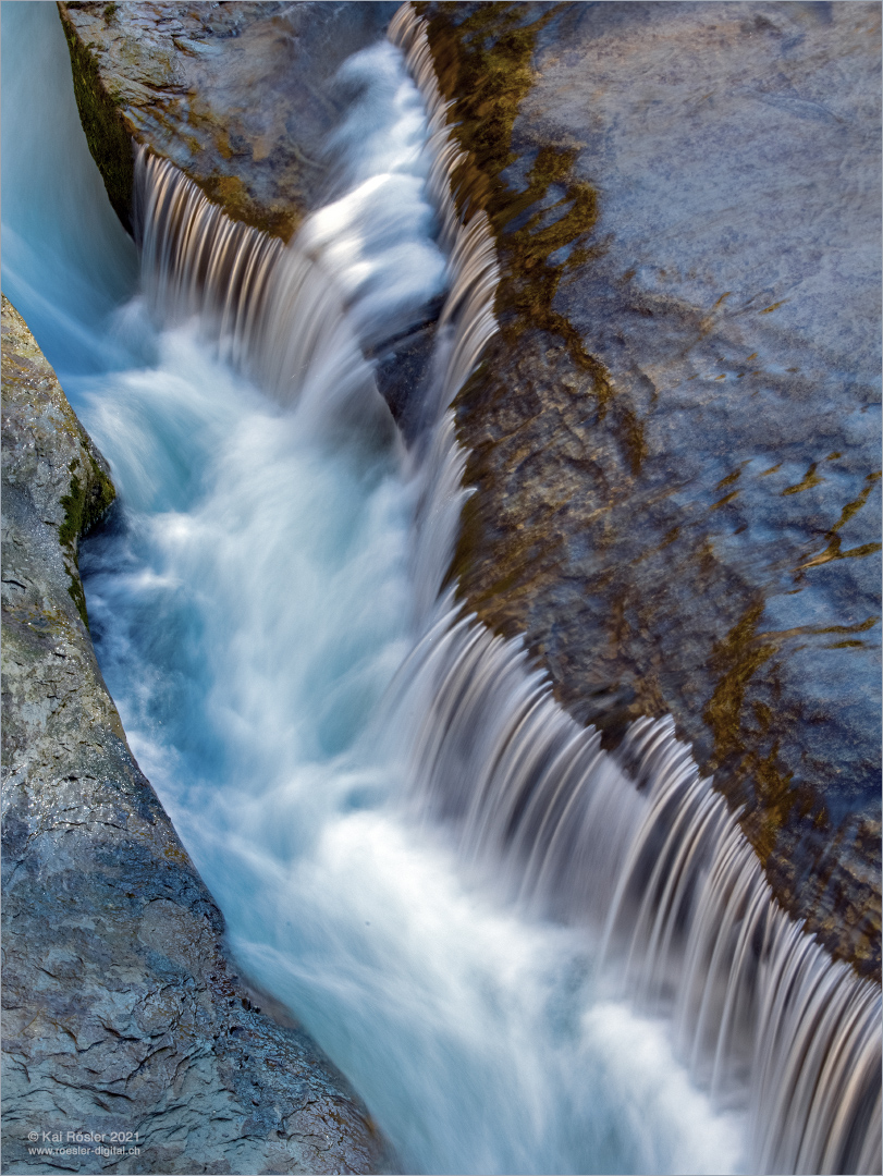 Wasserfall_Schwarzwasser_KRR54971_1080.jpg